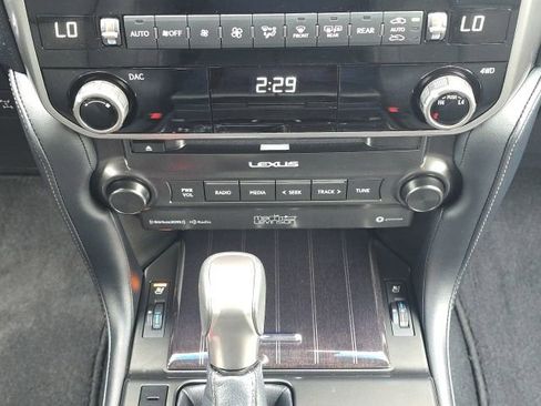 Used 2023 Lexus GX 460 Premium image 36