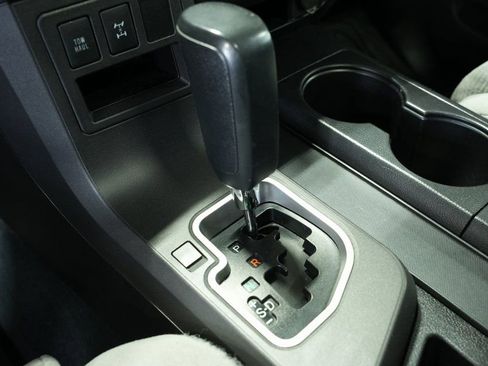 Used 2018 Toyota Sequoia SR5 image 32