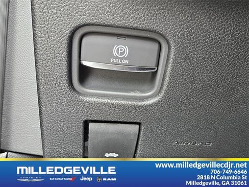 New 2025 Jeep Grand Cherokee Limited w/ Black Appearance Package image 31