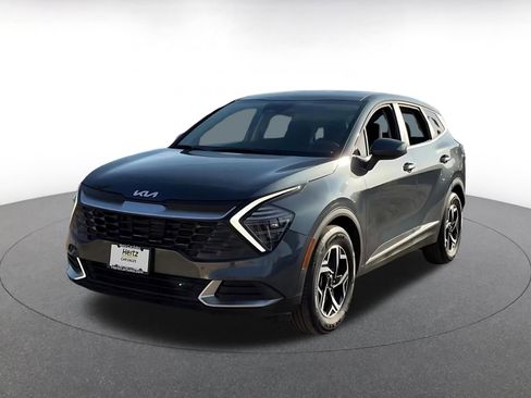 Used 2025 Kia Sportage LX image 7