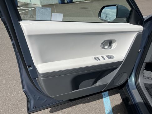 Certified 2024 Hyundai Ioniq 5 SEL image 15