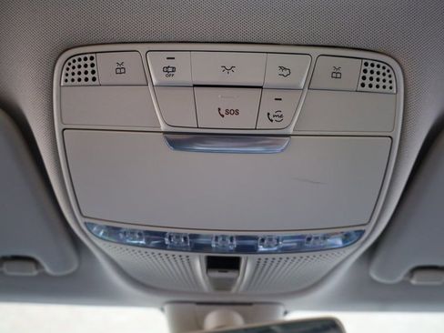 Used 2020 Mercedes-Benz C 300 C 300 Sedan image 34