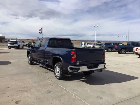 Used 2022 Chevrolet Silverado 3500 LT w/ Convenience Package image 3