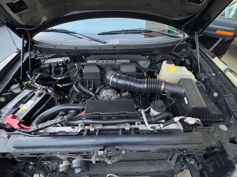 Used 2013 Ford F150 Raptor w/ Luxury Equipment Group image 20