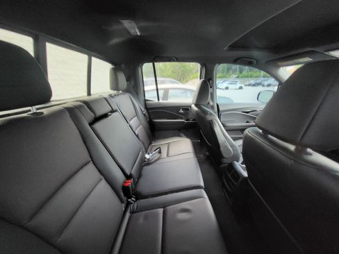 Used 2023 Honda Ridgeline Black Edition image 9