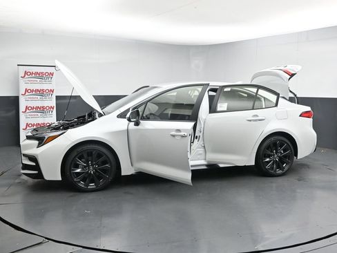 New 2026 Toyota Corolla SE FWD image 39