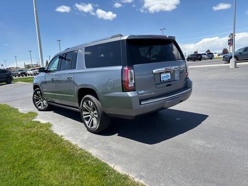 Used 2019 GMC Yukon XL Denali w/ Denali Ultimate Package AWD/4WD image 5