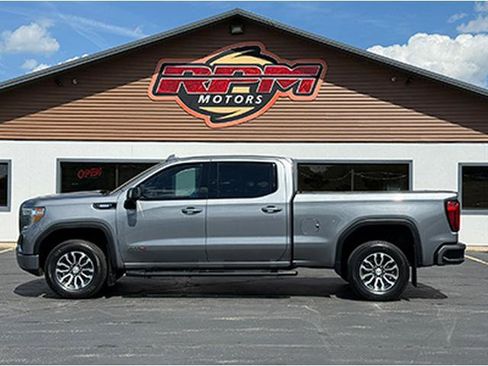 Used 2022 GMC Sierra 1500 AT4 AWD/4WD image 5