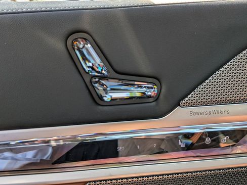 New 2026 BMW 740i xDrive AWD/4WD image 14
