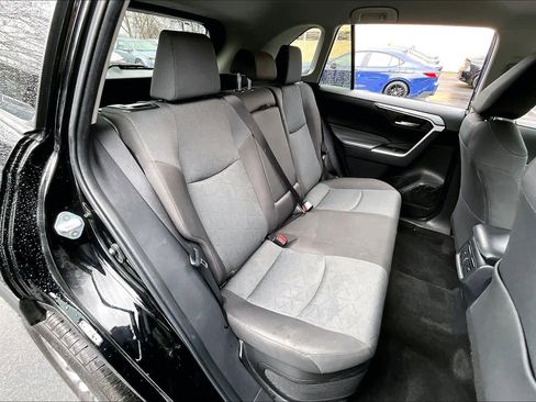 Certified 2025 Toyota RAV4 XLE image 19