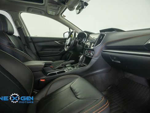 Used 2019 Subaru Crosstrek 2.0i Limited w/ Moonroof Package w/Navigation AWD/4WD image 39