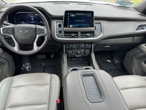 Used 2022 Chevrolet Tahoe Z71 w/ Z71 Off-Road Package image 15