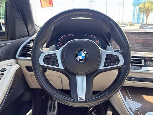 Used 2022 BMW X5 sDrive40i w/ M Sport Package RWD image 14