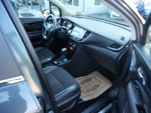 Used 2018 Buick Encore Preferred image 26