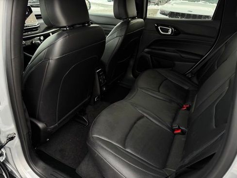 New 2026 Jeep Compass Limited image 18