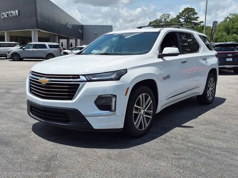 Used 2023 Chevrolet Traverse High Country AWD/4WD image 5
