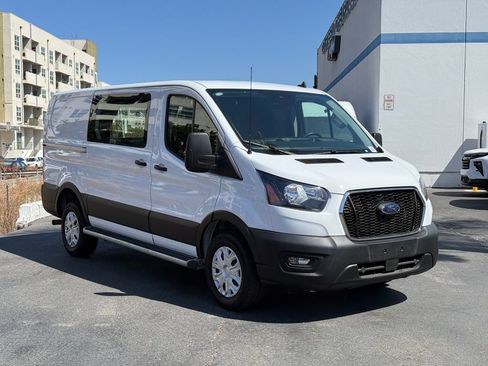 Used 2025 Ford Transit 250 Low Roof w/ Exterior Upgrade Package RWD image 5