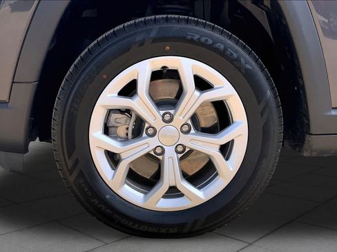 Used 2024 Jeep Compass Sport AWD/4WD image 11
