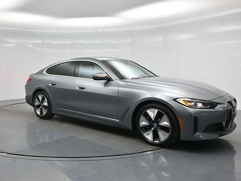 Used 2023 BMW i4 eDrive40 RWD image 26
