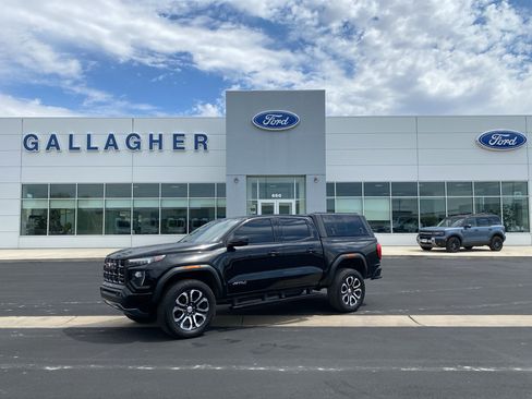 Used 2023 GMC Canyon AT4 w/ AT4 Premium Package AWD/4WD image 14
