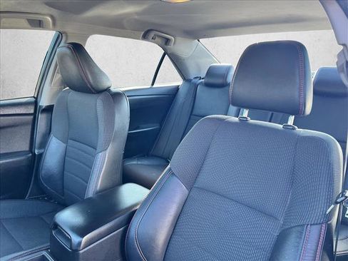Used 2017 Toyota Camry SE image 16