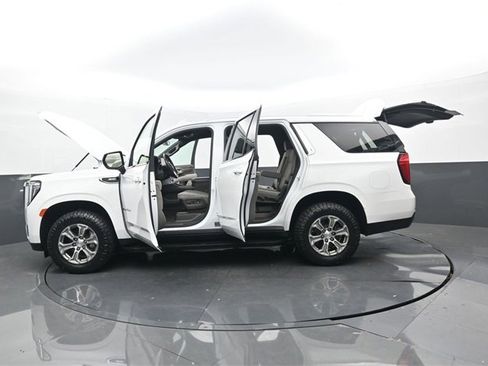 Used 2021 GMC Yukon SLE image 34