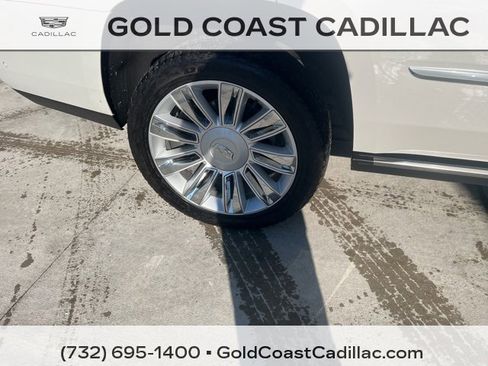 Used 2020 Cadillac Escalade Platinum image 6