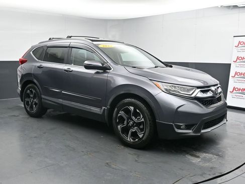 Used 2017 Honda CR-V Touring image 2