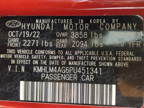 Used 2023 Hyundai Elantra SEL image 33