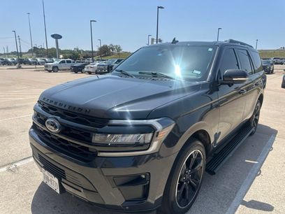 Used 2023 Ford Expedition Limited