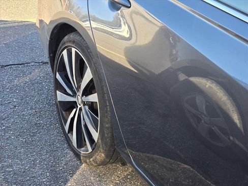 Used 2019 Nissan Altima 2.5 SR image 12