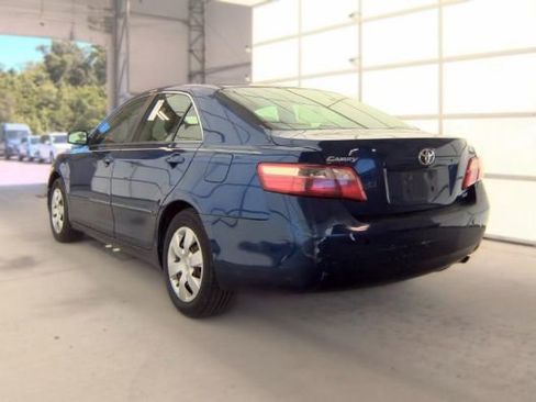 Used 2007 Toyota Camry LE FWD image 1