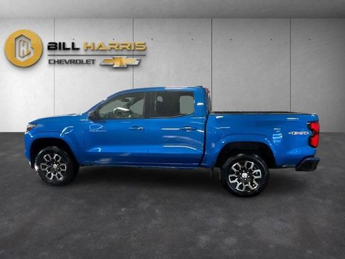 Used 2023 Chevrolet Colorado LT w/ LT Convenience Package III image 13