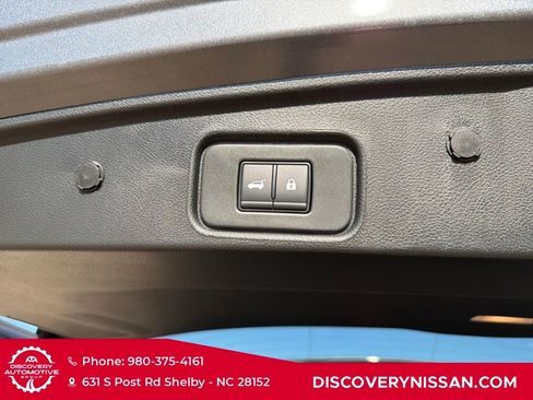 New 2025 Nissan Pathfinder SV image 35