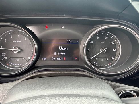 Used 2020 Buick Encore GX Select w/ Sport Touring Package image 11