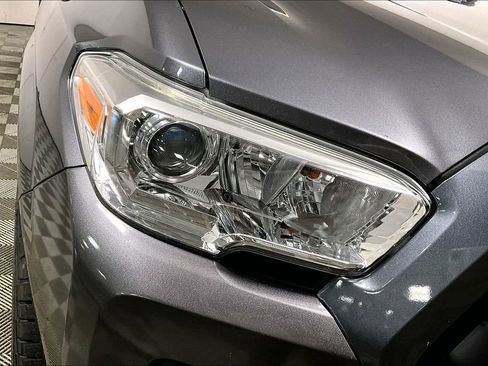Used 2021 Toyota Tacoma SR image 28