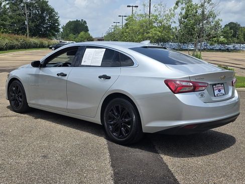 Certified 2022 Chevrolet Malibu LT FWD image 7
