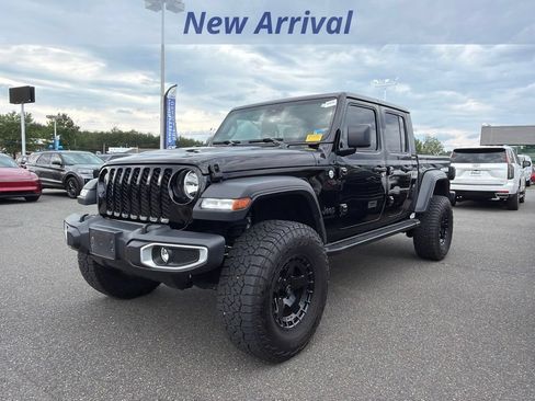 Used 2021 Jeep Gladiator Sport AWD/4WD image 1