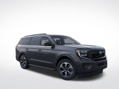 New 2026 Ford Expedition Active image 10