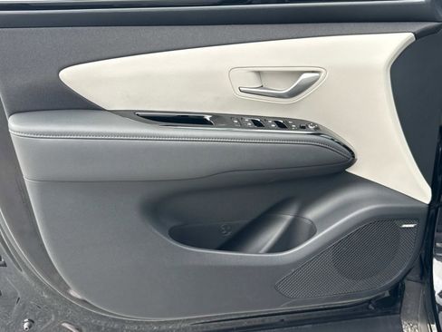 Used 2024 Hyundai Tucson Limited image 17