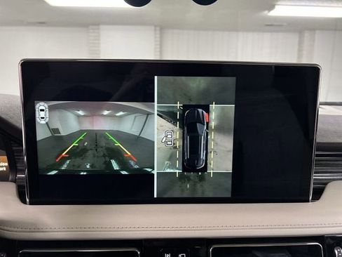 Used 2022 Lincoln Nautilus Black Label w/ Cargo Utility Package image 15