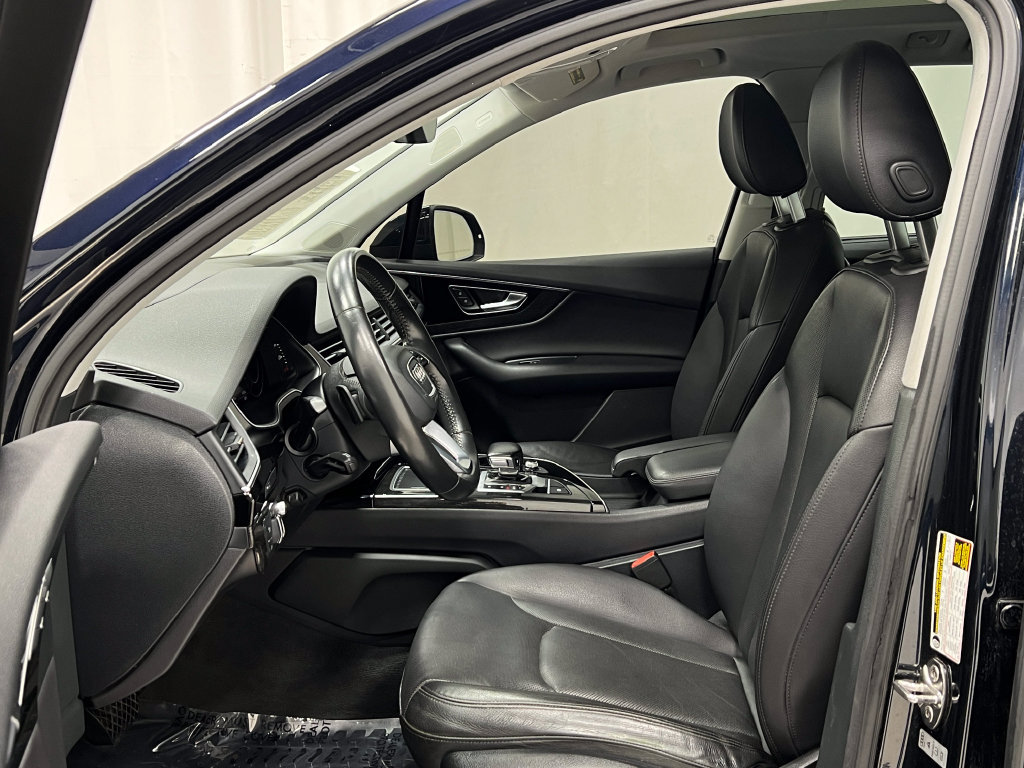 Used 2017 Audi Q7 3.0T Prestige AWD/4WD image 14