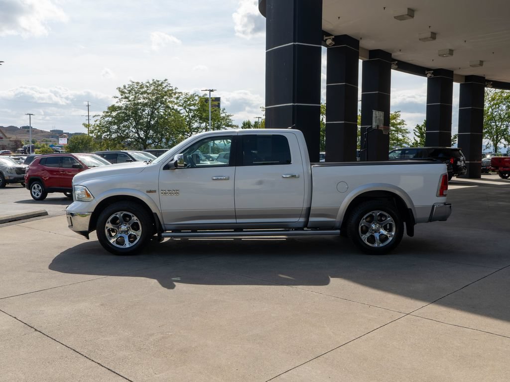 Used 2015 RAM 1500 Laramie w/ Convenience Group AWD/4WD image 4