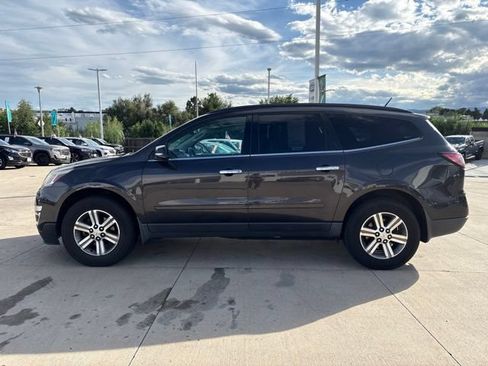 Used 2017 Chevrolet Traverse LT AWD/4WD image 8