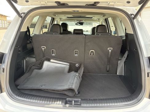 Used 2023 Kia Telluride EX image 29