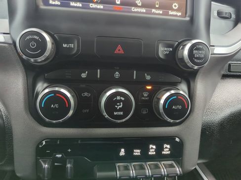 Used 2021 RAM 1500 Big Horn image 25