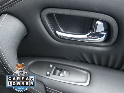 Used 2024 Nissan Armada Platinum w/ Captain's Chairs Package image 17