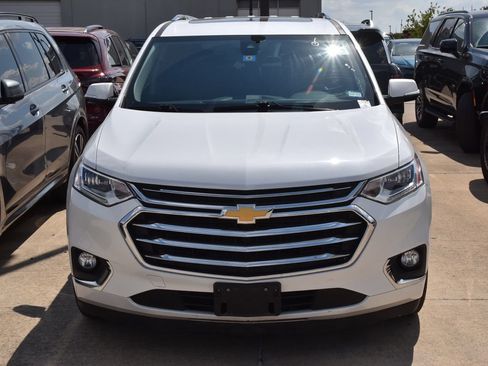 Used 2019 Chevrolet Traverse High Country AWD/4WD image 3