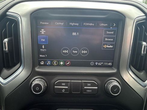 Used 2020 Chevrolet Silverado 1500 LTZ AWD/4WD image 21