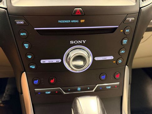 Used 2017 Ford Edge Titanium w/ Equipment Group 301A FWD image 41